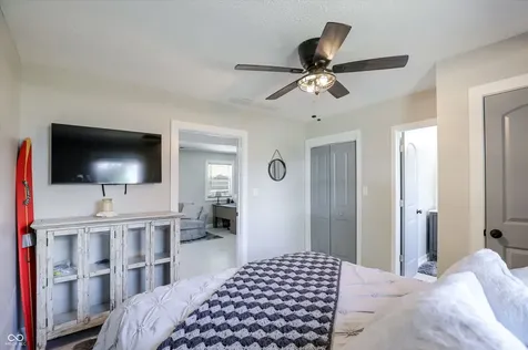 1289 Bayswater Lane Cicero IN 46034