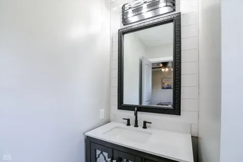 1289 Bayswater Lane Cicero IN 46034
