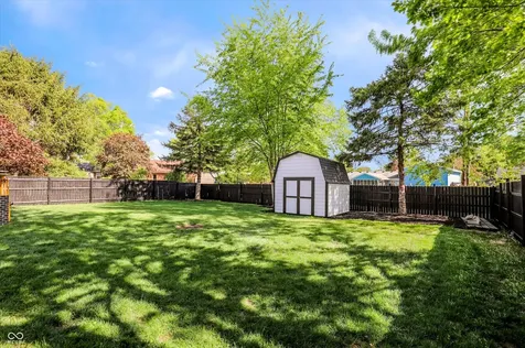 1289 Bayswater Lane Cicero IN 46034