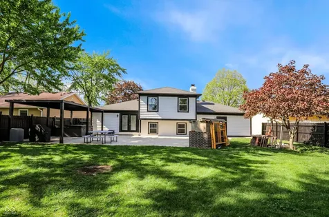 1289 Bayswater Lane Cicero IN 46034
