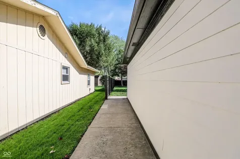 1289 Bayswater Lane Cicero IN 46034