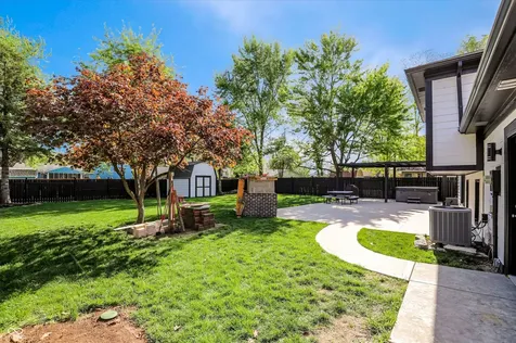 1289 Bayswater Lane Cicero IN 46034