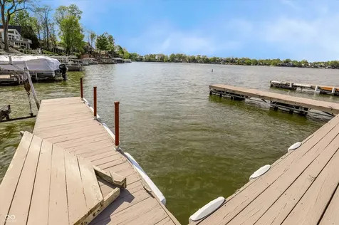 1289 Bayswater Lane Cicero IN 46034