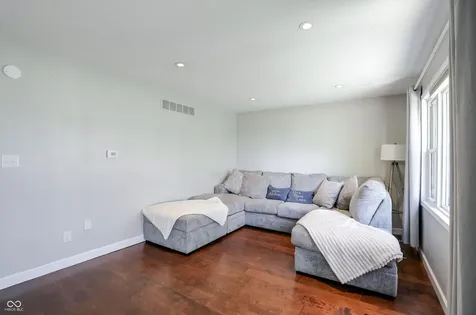 1289 Bayswater Lane Cicero IN 46034