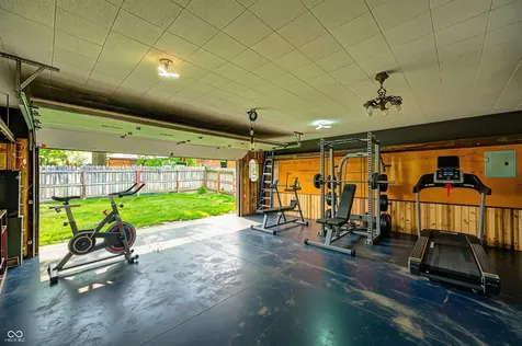 634 Teton Trail Indianapolis IN 46217