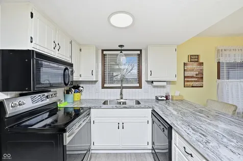 634 Teton Trail Indianapolis IN 46217