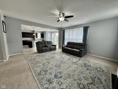 983 S Raylee Garden Drive New Palestine IN 46163