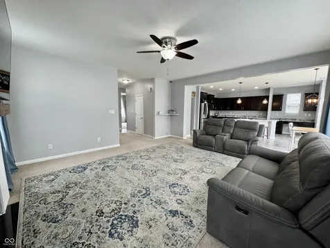 983 S Raylee Garden Drive New Palestine IN 46163