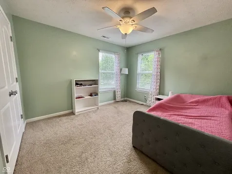 983 S Raylee Garden Drive New Palestine IN 46163