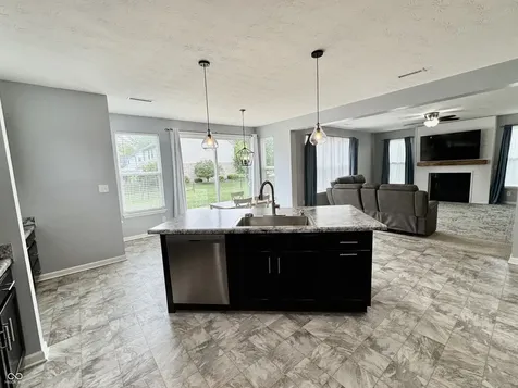 983 S Raylee Garden Drive New Palestine IN 46163