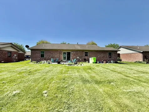 96 N Deer Cliff Drive Crawfordsville IN 47933