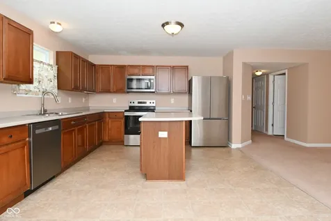 4725 Ladywood Cliffs Court Indianapolis IN 46226