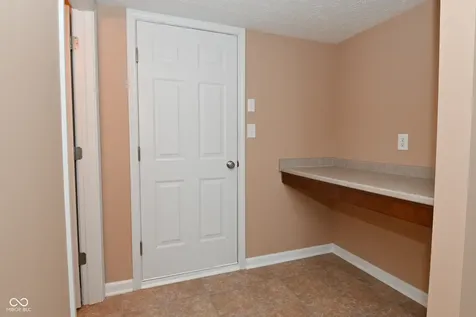 4725 Ladywood Cliffs Court Indianapolis IN 46226