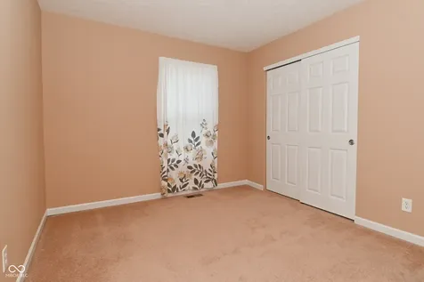 4725 Ladywood Cliffs Court Indianapolis IN 46226