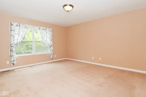 4725 Ladywood Cliffs Court Indianapolis IN 46226