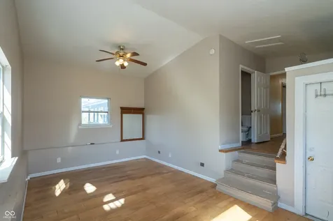 811 W Laurel Street Seymour IN 47274