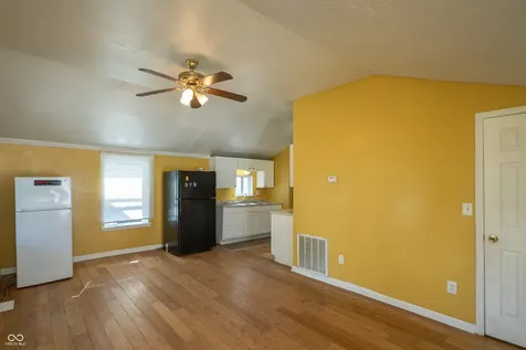 811 W Laurel Street Seymour IN 47274