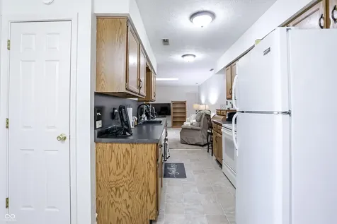 2206 Emily Drive Indianapolis IN 46260