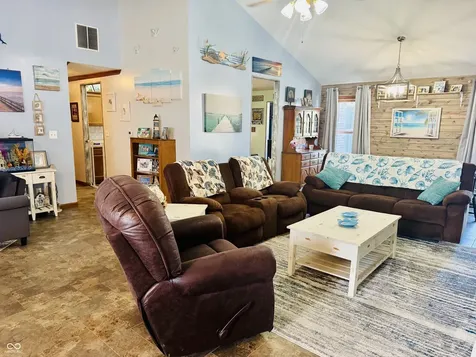 2720 Falcon Court Seymour IN 47274