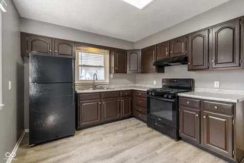 325 N 7th Avenue Beech Grove IN 46107
