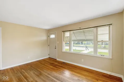 325 N 7th Avenue Beech Grove IN 46107