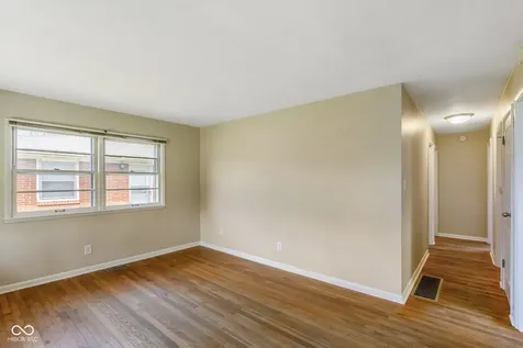 325 N 7th Avenue Beech Grove IN 46107