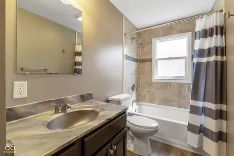 325 N 7th Avenue Beech Grove IN 46107