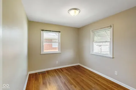 325 N 7th Avenue Beech Grove IN 46107