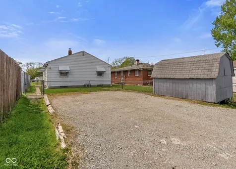 325 N 7th Avenue Beech Grove IN 46107