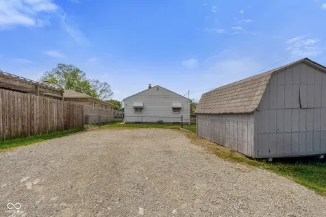 325 N 7th Avenue Beech Grove IN 46107