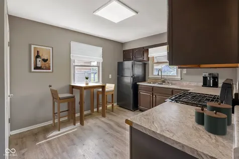325 N 7th Avenue Beech Grove IN 46107