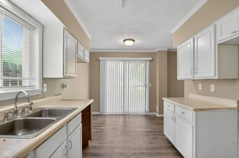 3702 N Hartman Drive Indianapolis IN 46226