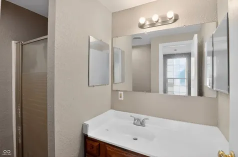 3702 N Hartman Drive Indianapolis IN 46226