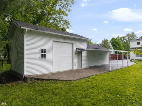 5016 Carvel Avenue Indianapolis IN 46205