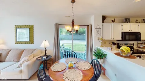 9979 Waterside Drive Noblesville IN 46060