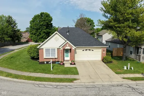 9979 Waterside Drive Noblesville IN 46060