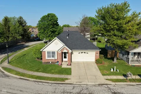 9979 Waterside Drive Noblesville IN 46060