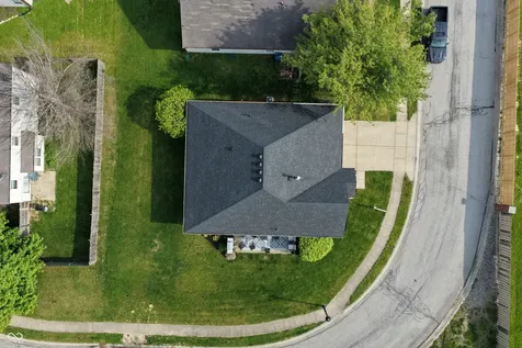 9979 Waterside Drive Noblesville IN 46060