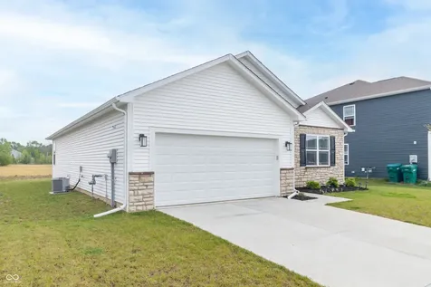 1457 Fairmount Drive Greenfield IN 46140