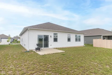 1457 Fairmount Drive Greenfield IN 46140