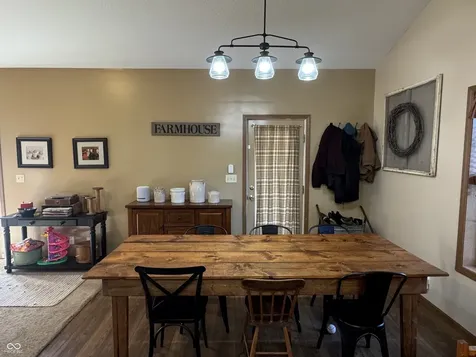 1107 S Brady Street Attica IN 47918