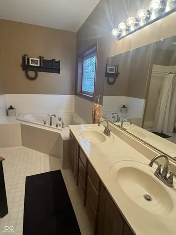 1107 S Brady Street Attica IN 47918
