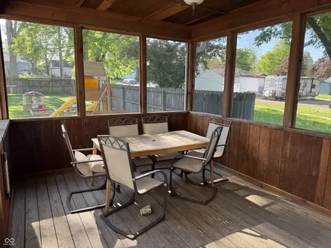 1107 S Brady Street Attica IN 47918