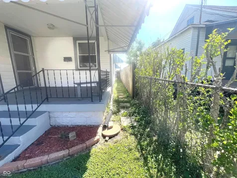 632 Elm Street Shelbyville IN 46176
