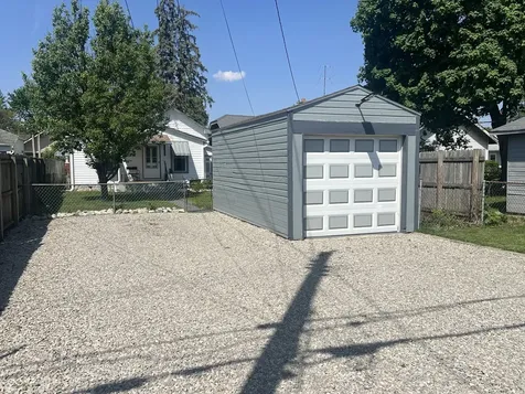 632 Elm Street Shelbyville IN 46176