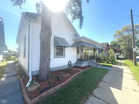 632 Elm Street Shelbyville IN 46176