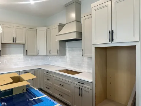 5591 Brook Hill Road Avon IN 46123