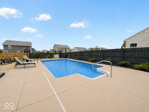 1619 Beacon Pointe Boulevard Brownsburg IN 46112