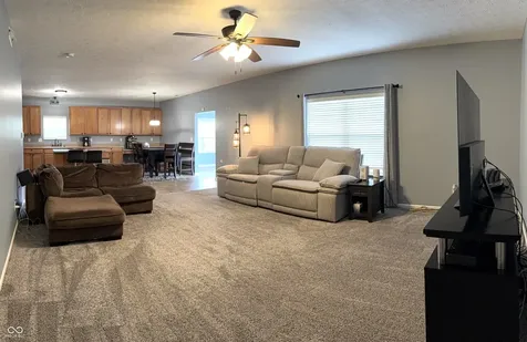 1619 Beacon Pointe Boulevard Brownsburg IN 46112