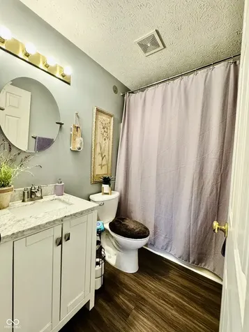 831 Queensgate Drive Greenwood IN 46143